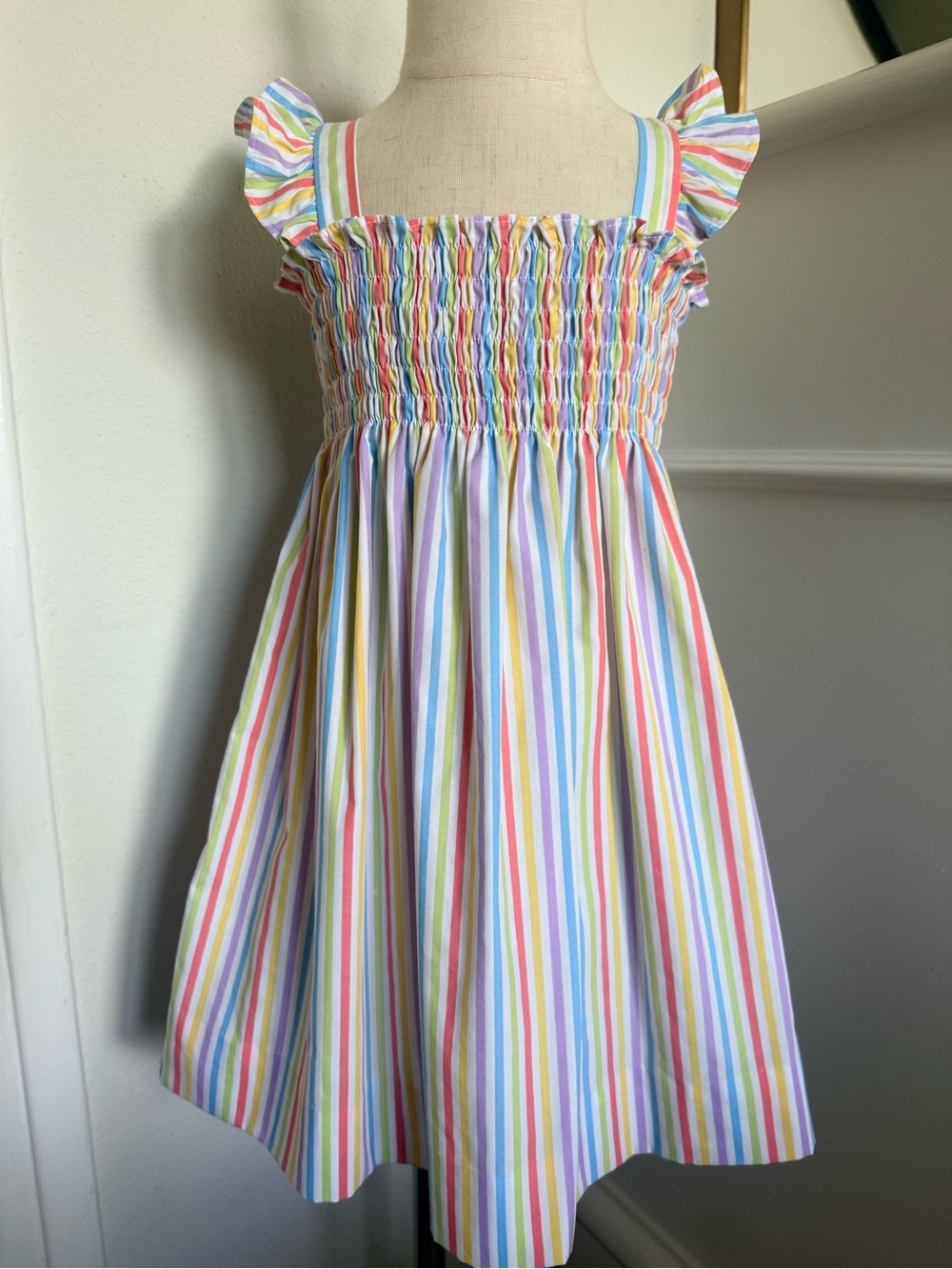 Zuccini Kids Rainbow Stripe Smocked Dress Girls Size 4 Flutter Sleeve Boutique
